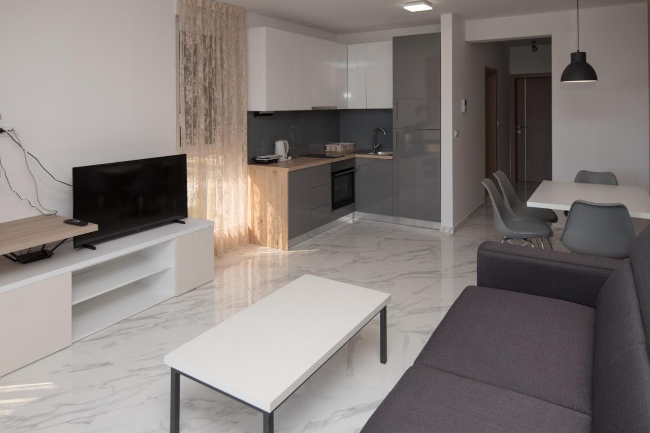 Apartments Adriatic Podstrana Exterior photo